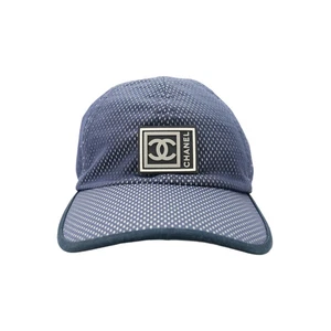 Cappellino CHANEL linea sportiva blu navy vintage linea sportiva - Foto 1 di 6