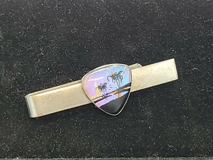 VTG Silvertone Butterfly Wing Morpho Beach Sunset Money Clip - Picture 1 of 3