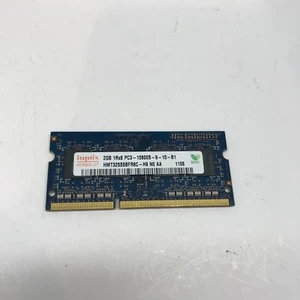 Hynix 2 GB SO-DIMM 1066 MHz PC3-8500 DDR3 Memory (HMT125S6BFR8C-G7) - Picture 1 of 3