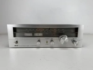 Akai Model AT - 2450 FM/AM Stereo Tuner - Picture 1 of 7