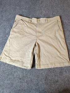 St Johns Bay Mens Size 42 Shorts Comfort Stretch Beige Inseam 9" Performance - Picture 1 of 9