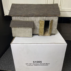 W.BRITAIN '1:30' SCALE 51005 -6-PIECE 18th/19th CENTURY SMALL BARN, 54mm Accessory - Bild 1 von 7