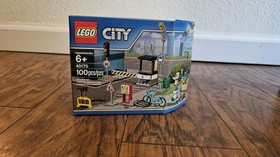Lego City 40170 Build my City Accessory Expansion Set Retired Brand New & Sealed
