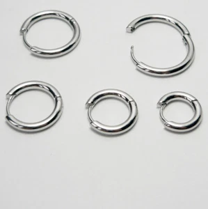 1 Paar Creolen Edelstahl runde Ohrringe Herren Damen Klappcreolen Ohrstecker - Bild 1 von 1