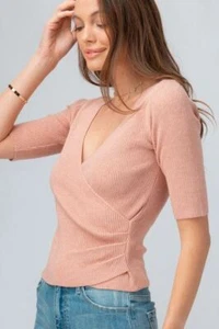 Blusa Top Estilo Anthropologie Clásica Básica Divertida Suave Tejido Acanalado Sobrepelliz Malva - Imagen 1 de 4