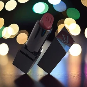 Morphe Matte Mat Lippenstift - "LUST" - 3,5g/0,12oz Volle Größe - Neu im Karton KOSTENLOSER VERSAND - Bild 1 von 11
