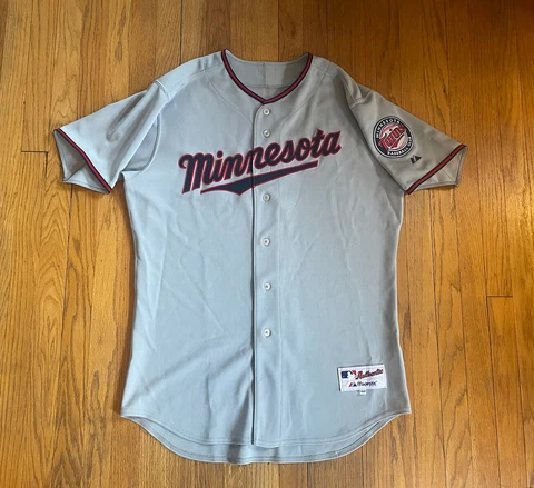 Minnesota Twins Authentic Majestic Blank Gray Home Jersey Mens 48 XL EUC USA Cover