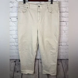 EVERLANE The Way High Jean Straight Leg High Rise Raw Hem Cream Jeans Size 33 - Picture 1 of 11