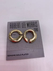 $25 ROBERT LEE MORRIS GOLD TONE OPEN CIRCLE EARRINGS ML1A - Picture 1 of 5