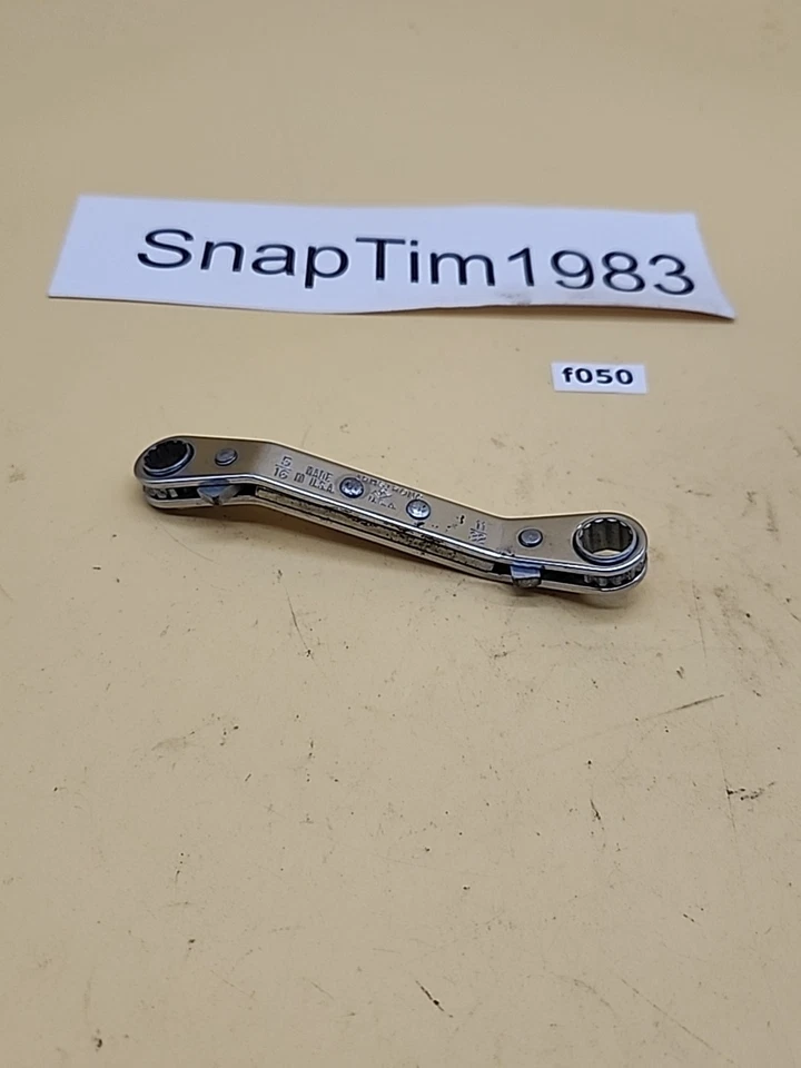 Llave de extremo de caja de trinquete reversible Armstrong 5/16 x 11/32" 12PT  Foto 1 de 4