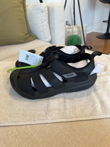 Crocs Yukon Fisherman Sandale in Schwarz, Herren Größe 12, Neu mit Etikett " - Bild 1 von 9