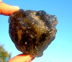 Libyan Desert Glass Meteorite Tektite impact Dimples (790 crt) Dark Gem AA+ - Picture 1 of 7