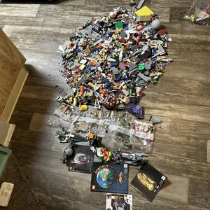 Huge Lego Lot Over 5 lbs A Lot Of Star Wars Marvel UNSORTED various Sets - Picture 1 of 16