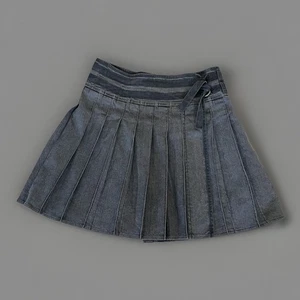 Burberry Denim Wickelrock Plissee Made in Italy Damengröße 10 dunkle Waschung " - Bild 1 von 13