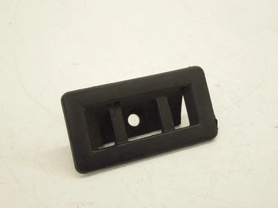 Cubierta de ventilación adicional izquierda negra para Audi A3 8P A4 B6 B7 NS 8E0819275A Foto 1 de 4