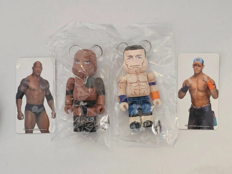 Bearbrick 100% Be@rbrick Serie 48 S48 Artista The Rock John Cena Secret con Tarjeta Foto 1 de 1