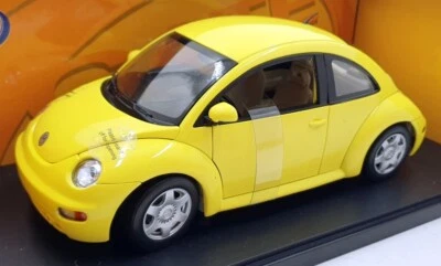 Gate 1/18 Scale Diecast 01036 - VW New Beetle Coupe 1998 - Yellow - Image 1 of 4