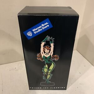 New In Box Batman 2000 Warner Bros Studio Store Exclusive Statue Poison Ivy