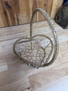 heart shaped flower girl pedal basket - Picture 1 of 4