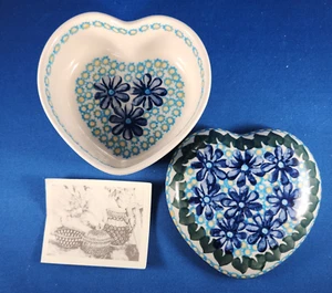 Portagioie polacco a forma di cuore con coperchio ceramica fiori blu boleslawiec gres - Foto 1 di 8