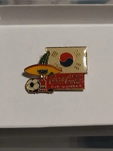 1984 Coca Cola Soda Soccer World Cup South Korea Enamel Pin - Picture 1 of 3