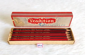 Vintage Tradition Staedtler Pencil Cardboard Box Germany 12 Pencils Inside WN72 - Picture 1 of 8