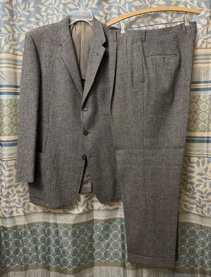 Vintage 1950s Wool Tweed Fleck 2-Pc Suit Men’s 42/44 36w Brown Drop Loop Pleated - Image 1 of 4