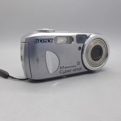 Sony Digital Camera Cybershot DSC-P93 5.1MP Silver Tested - Image 1 of 4