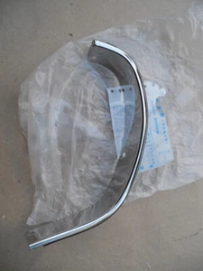 Nissan B110 B120 Sunny LH front fender trim NEW Datsun 1200 62325-H1051 - Bild 1 von 2