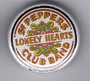The Beatles 1" Button Badge 25mm Rock n Roll legend Sgt Peppers Lonely Hearts A - Picture 1 of 1