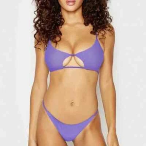 Brand New with Tags Frankies Willa Amethyst Bikini Bottom - Medium - Bild 1 von 5