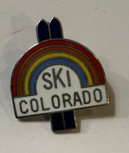 Vintage Colorado Skimütze/Anstecknadel Colorado Souvenir Regenbogen und Ski - Bild 1 von 3