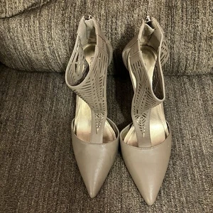BCBGeneration 'Diola' Taupe Leather Pointed Toe Laser Cut Out Zip Heels sz 6 - Picture 1 of 6