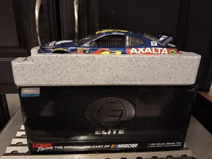 1/24 2018 William Byron #24 Axalta AUTOGRAPHED Elite - Picture 1 of 11