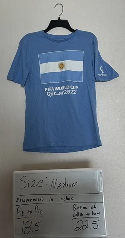 Argentina World Cup Shirt Mens Medium Blue Lionel Messi Short Sleeve Qatar Cover
