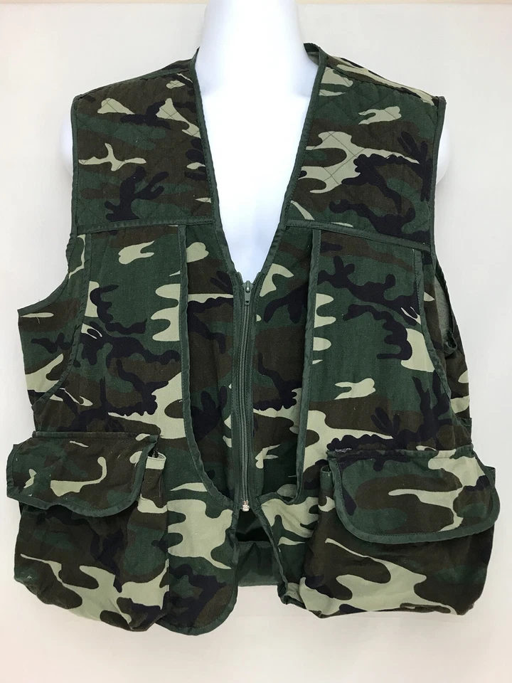 Game Winner Sport Wear Mens Large Hunting Vest 12 Shell Slots Camouflaged Cotton - Image 1 of 4