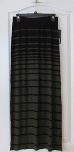 APt. Maxi gonna 9 colonne nera e verde stampa donna taglia XS NUOVA CON ETICHETTE PREZZO AL PUBBLICO $36 - Foto 1 di 2