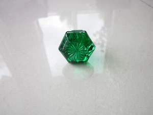 OLD STYLE SMARAGDGRÜN Gewinde Glas Vitrine Schubladenknopf Sandwichglas - Bild 1 von 5