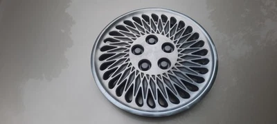 1993-1994 Chrysler Lebaron New Yorker 14" Hubcap Wheel Cover 4626089 - Image 1 of 2