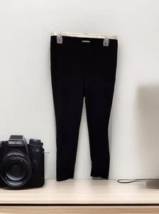 Pantalones ajustados Express para mujer negros elásticos con cremallera al tobillo talla 6 usados en excelente estado - Imagen 1 de 9