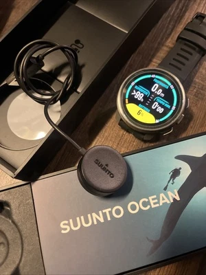 OCEAN SUUNTO - STEEL BLACK - USATO MAI IMMERSO , VESTITO - Immagine 1 di 4