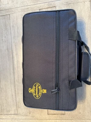 Clarinete Buffet Crampon Aparis B12 - Imagem 1 de 3