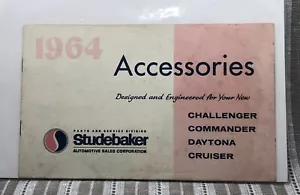Accesorios Studebaker Challenger Commander Daytona Cruiser 1964 folleto original - Imagen 1 de 2