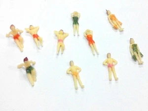 HO Scale Painted Swimming Figures 1:100 Model Train Layout Beach Scene People - Picture 1 of 2
