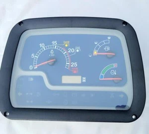 Cruscotto strumentazione New Holland 47489016 NOS per TD4.90f, TD4040f - Foto 1 di 1