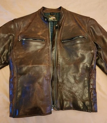 Piel de caballo Vanson Comet talla 42 - se adapta a las más pequeñas ver medidas Foto 1 de 4