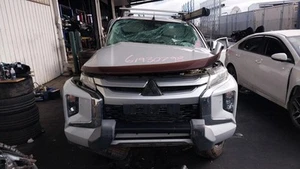 Mitsubishi Triton Mr Radiator Grille - Picture 1 of 5