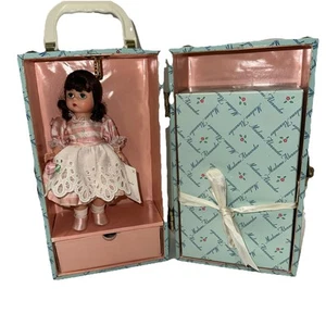 Muñeca Maggie Madame Alexander 1999 LIL DARLIN 8" con estuche de vestidor 26020_NRFB - Imagen 1 de 14