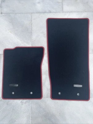 14-24 Jaguar X152 F-Type Front Left & Right Floor Carpet Mat Red Stitching OEM Foto 1 de 4