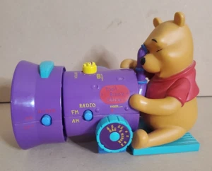 Vintage 1999 Winnie the Pooh Rise and Shine Radiowecker von Tiger (funktioniert - Bild 1 von 6